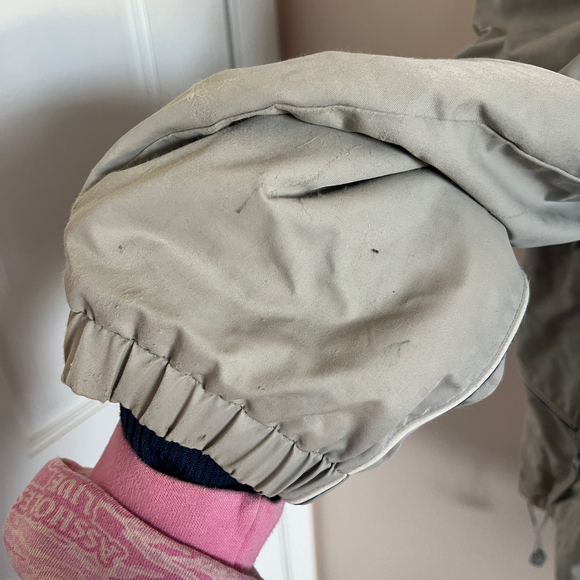 Old Navy | Gray Hooded Windbreaker Jacket - Picture 9 of 9